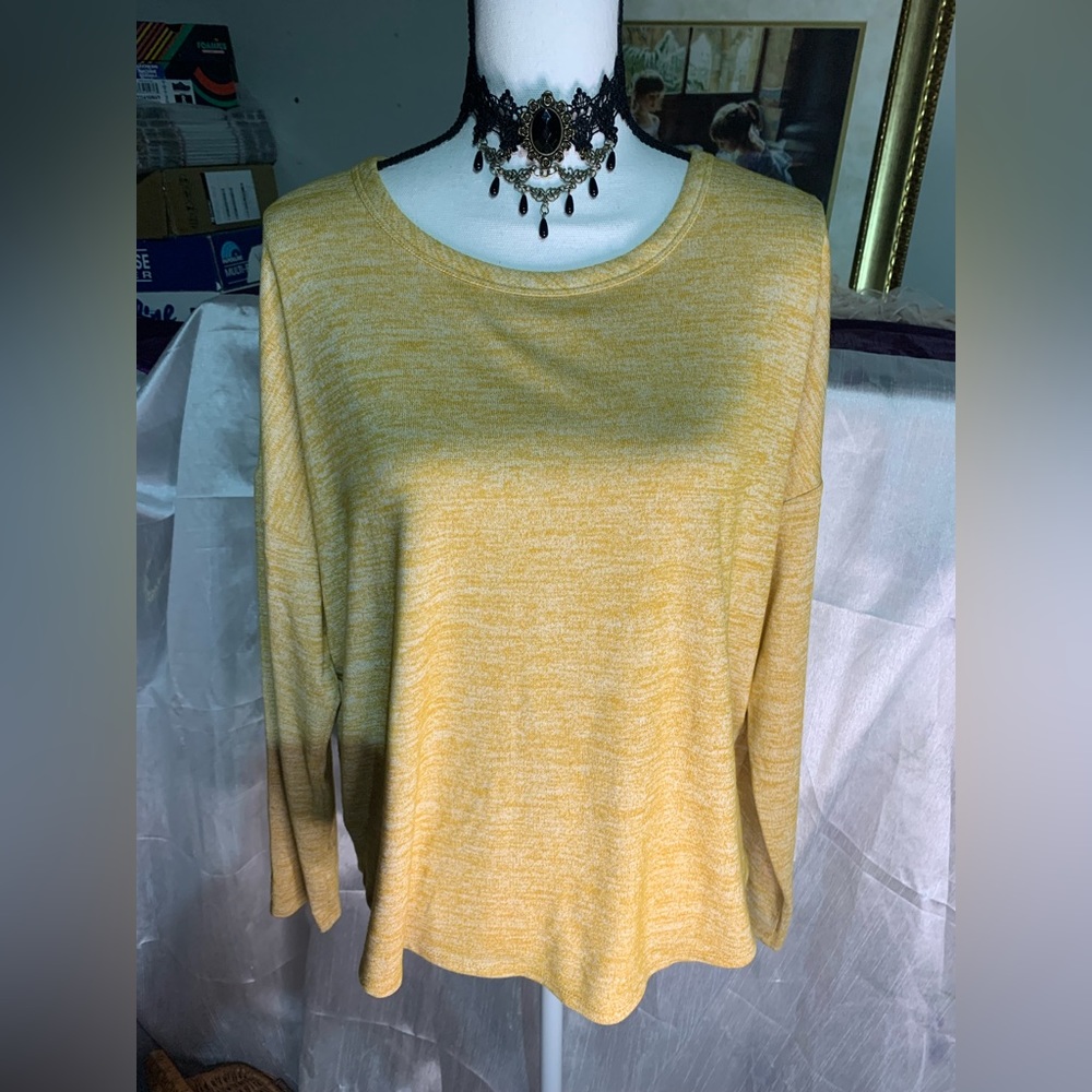 Time and Tru Mustard Yellow Sweater